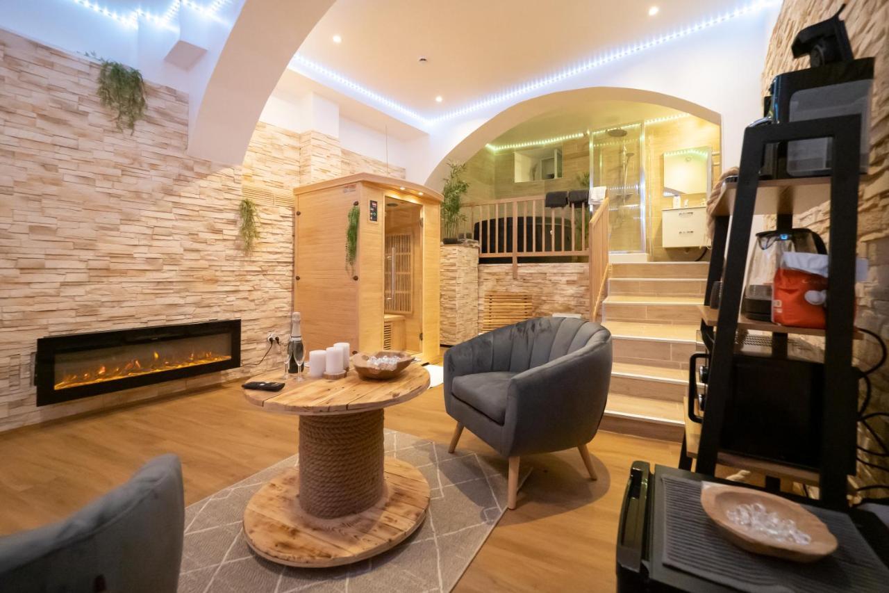 Le De La Cathedrale - Jacuzzi - Sauna - Champagne - Netflix - Wifi *