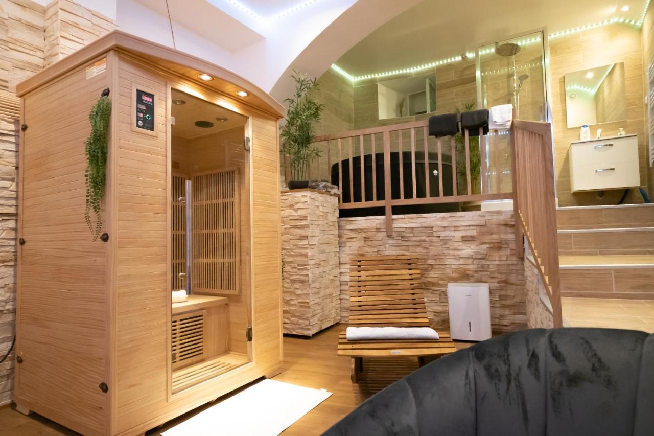 Le De La Cathedrale - Jacuzzi - Sauna - Champagne - Netflix - Wifi Apartamento *